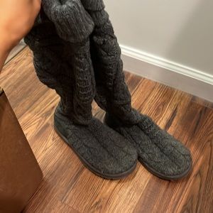 Gray knitted uggs